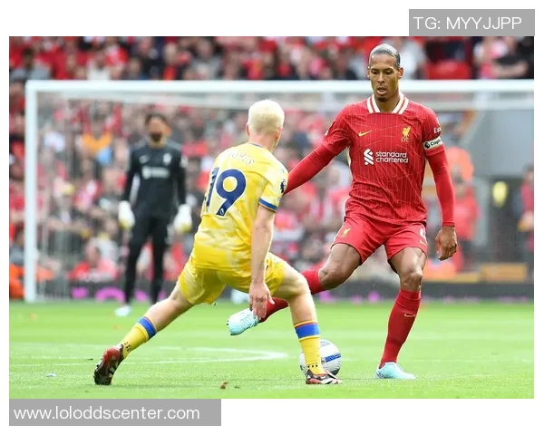 意甲焦点战曼联与利物浦握手言和双方战平引发全场热议