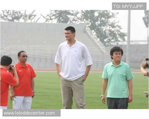 姚明与贾楠携手共创篮球新篇章探索体育与文化的深度融合之路