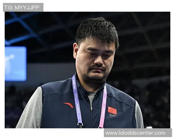 姚明罚球违例引发争议球迷热议其影响与裁判判罚标准