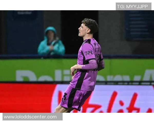 足总杯惊现冷门多特蒙德与波尔图激战成和绝杀瞬间引发全场沸腾 足总杯惊现冷门多特蒙德与波尔图激战成和绝杀瞬间引发全场沸腾