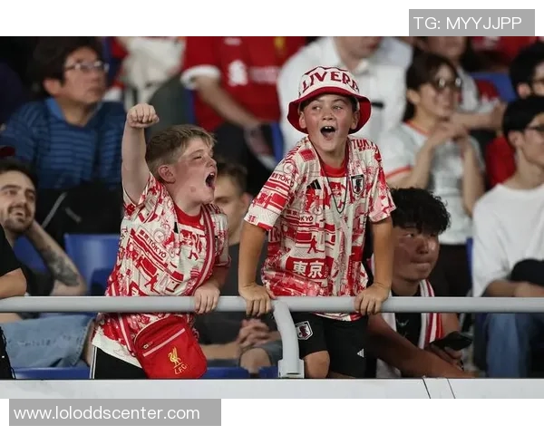 友谊赛精彩对决AC米兰与利物浦战成平局战术分析引发热议 友谊赛精彩对决AC米兰与利物浦战成平局战术分析引发热议