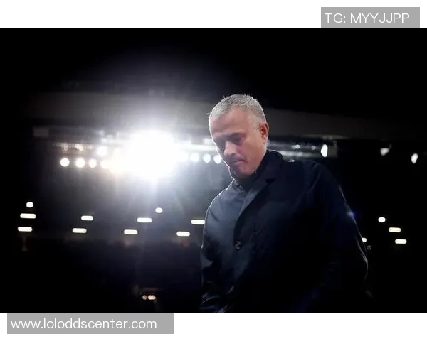 国王杯激战热刺与曼联战平零比零战术分析揭示双方不足之处